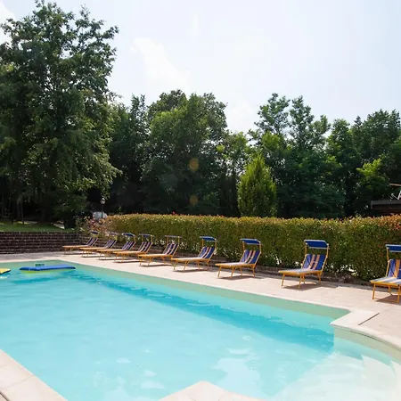 Welcoming In With Pool Vakantiehuis