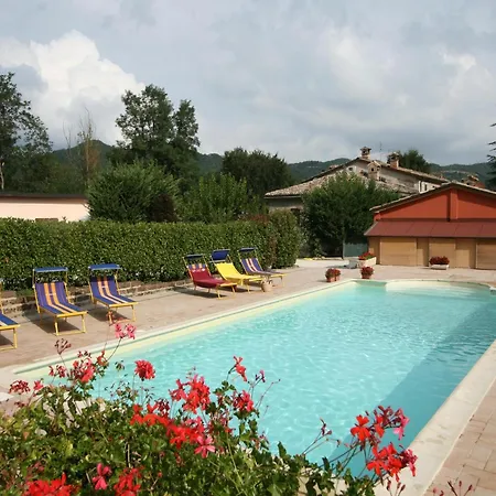 Vakantiehuis Welcoming In With Pool