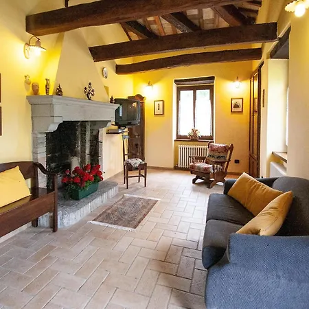 Welcoming In With Pool * Urbania
