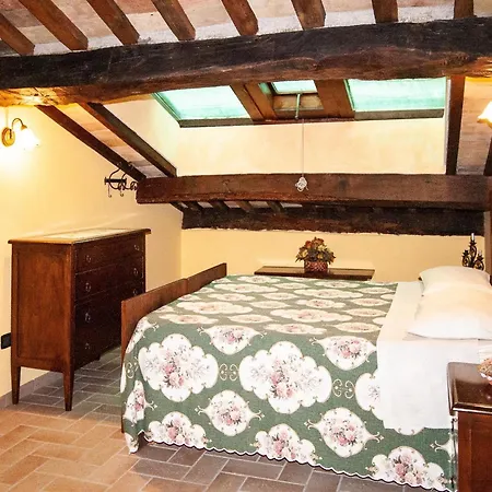 Vakantiehuis Welcoming In With Pool