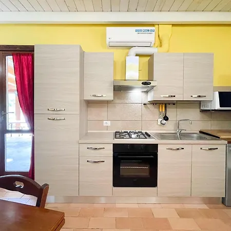 Vakantiehuis Welcoming In With Pool *