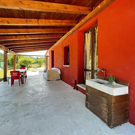 Welcoming In With Pool Vakantiehuis Urbania
