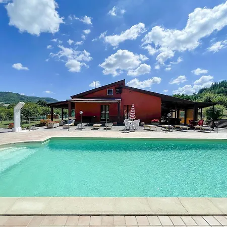Welcoming In With Pool *