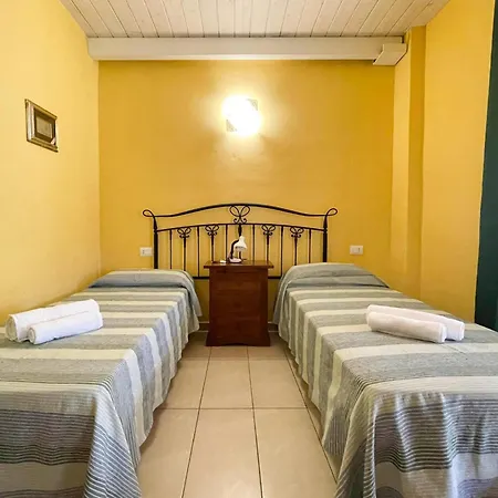 Welcoming In With Pool *