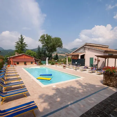 Welcoming In With Pool Urbania
